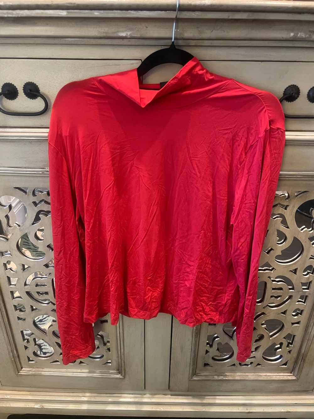 St John Red Long-Sleeve Hooded Shirt